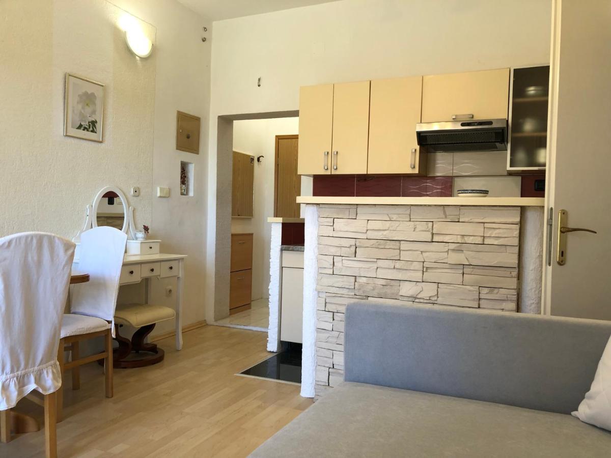 Apartmani Gloria Brodarica  Eksteriør billede